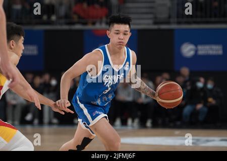 Melbourne, Australie. 04th juillet 2022. Chun Hsiang lu de l'équipe de basket-ball du Taipei chinois en action pendant le match de la FIBA World Cup 2023 Qualificateurs Group B Window 3 entre le Taipei chinois et la Chine qui s'est tenu à l'arène John Cain. Note finale Chine 97:56 Taipei chinois. Crédit : SOPA Images Limited/Alamy Live News Banque D'Images