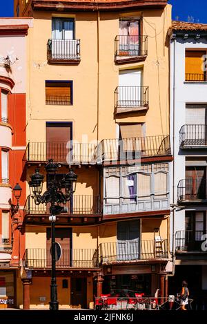 Équilibre compliqué des bâtiments. Plaza de España ou Plaza del Mercado, place du marché, d'origine médiévale bien que les maisons actuelles avec leur c Banque D'Images