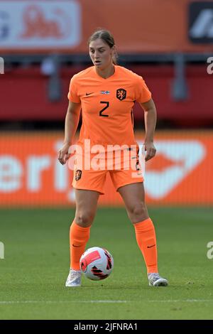 ENSCHEDE - Aniek Nouwen des pays-Bas femmes pendant le match international amical des femmes entre les pays-Bas et la Finlande au stade de Grolsch Veste on 2 juillet 2022 à Enschede, pays-Bas. ANP GERRIT VAN COLOGNE Banque D'Images