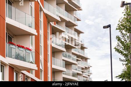 Riverscape luxueux nouveaux appartements au bord de la rivière à Silvertown Banque D'Images