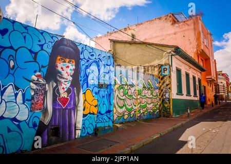 Baguette magique mit Graffiti à la Candelaria à Bogota, Kolumbien Banque D'Images