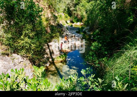 Célèbre sentier de la Sierra de cazorla, 'la cerrada de Elías'. Sierra de Cazorla, parc naturel de Segura et Las Villas, Jaen, Andalousie, Espagne, Europe Banque D'Images