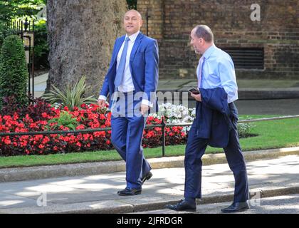 Londres, Royaume-Uni. 05th juillet 2022. Andrew Griffith, député, directeur de l'unité des politiques numéro 10 les ministres assistent à la réunion hebdomadaire du Cabinet à Downing Street, Westminster, ce matin. Credit: Imagetraceur/Alamy Live News Banque D'Images