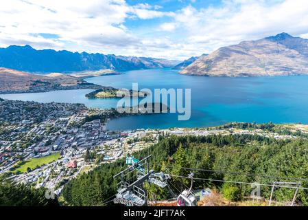 Une photo aérienne de Queenstown, dans l'île du Sud, en Nouvelle-Zélande Banque D'Images