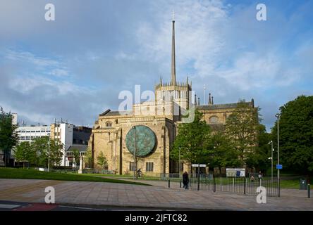 Blackburn Cathedral and Cathedral Square, Blackburn, Lancashire, Angleterre Royaume-Uni Banque D'Images