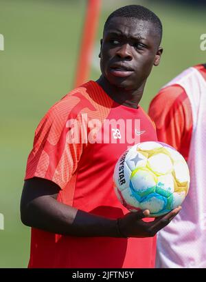 Leipzig, Allemagne. 05th juillet 2022. Football, Bundesliga, formation publique RB Leipzig, centre d'entraînement: Le joueur prêté et retourné Brian Brobbey s'entraîne avec. Credit: Jan Woitas/dpa/Alay Live News Banque D'Images