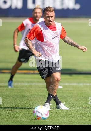 Leipzig, Allemagne. 05th juillet 2022. Football, Bundesliga, formation publique RB Leipzig, centre d'entraînement: Angelino de Leipzig sur le ballon. Credit: Jan Woitas/dpa/Alay Live News Banque D'Images