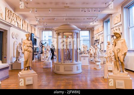 Galerie de sculptures. Walker Art Gallery est une galerie d'art de Liverpool, qui abrite l'une des plus grandes collections d'art d'Angleterre à l'extérieur de Londres. C'est le cas Banque D'Images