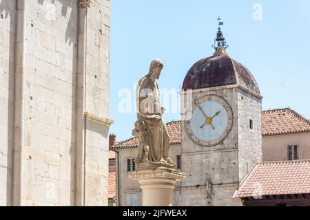 Église Saint-Sébastien Tour de l'horloge de la cathédrale de Trogir, Kula SV Marka, la vieille ville, Trogir, comté de Split-Dalmatie, Croatie Banque D'Images