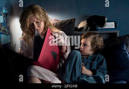 ESSIE DAVIS, NOAH WISEMAN, LE BABADOOK, 2014 Banque D'Images