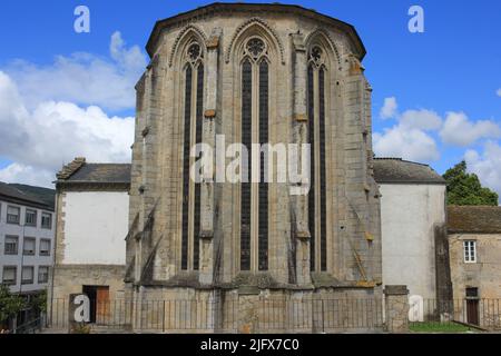 C'est une partie de l'une des églises de Viveiro qui est une ville touristique dans le nord de l'Espagne Banque D'Images