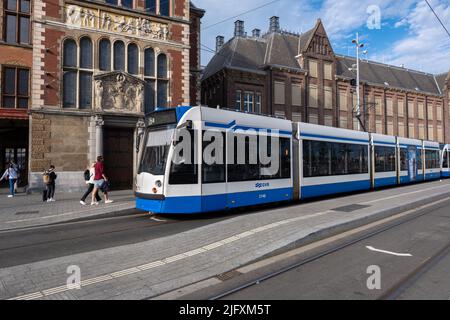 Amsterdam, pays-Bas - 21 juin 2022 : tramway GVB à Amsterdam Banque D'Images