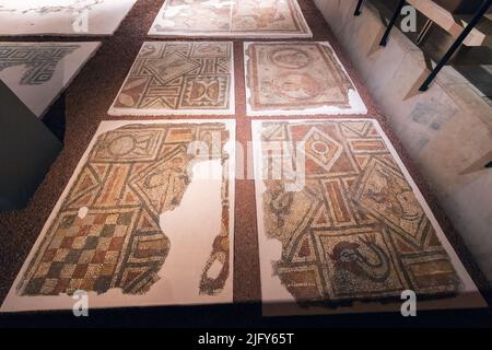 28 mai 2022, Antalya, Turquie : mosaïque grecque ancienne sur le sol dans le musée archéologique Banque D'Images