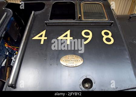 Ex LNER A4 Pacific Steam loco 4498 Sir Nigel Gresley dans les locaux de Bridgnorth Depot, Severn Valley Railway, avril 2022 Banque D'Images