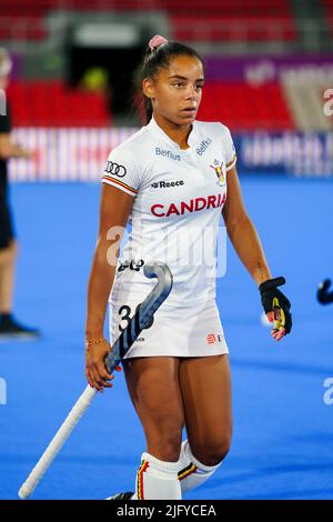 Terrassa, Espagne, 05 juillet 2022, l'Ambre Ballenghien de Belgique semble abattu après un match de hockey entre les Red Panthers belges et l'Australie, mardi 05 juillet 2022 à Terrassa, Espagne, jeu 2/3 dans le pool D de l'étape de groupe de la coupe du monde FIH 2022 pour femmes. BELGA PHOTO JOMA GARCIA Banque D'Images