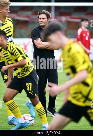 Test de match pour la saison 2022/2023, Kampfbahn Schwansbell Lünen; Lüner SV - Bor. Dortmund ; entraîneur-chef Edin Terzic Banque D'Images