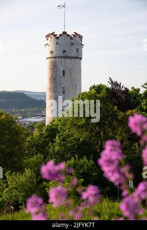 Vue sur la « Mehlsack » - site historique et la plus célèbre tour de Ravensburg, Allemagne Banque D'Images