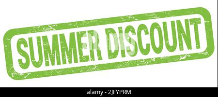 Texte DE REMISE D'ÉTÉ inscrit sur l'enseigne rectangulaire verte. Banque D'Images