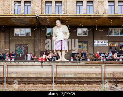 Tony Soprano Statue à la gare, Vilnius, Lituanie, Europe Banque D'Images