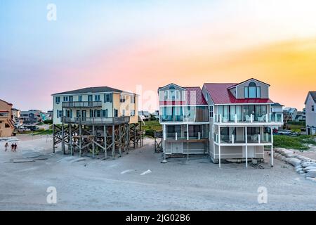 Topsail Beach Homes Sunset Photographie aérienne Banque D'Images