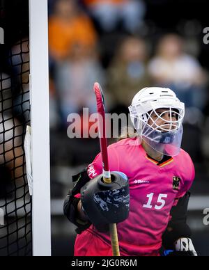 Amsterdam, pays-Bas. 6 juillet 2022, AMSTERDAM - Nathalie Kubalski (Allemagne) pendant le match entre l'Irlande et l'Allemagne aux championnats du monde de hockey au stade Wagener sur 6 juillet 2022 à Amsterdam, pays-Bas. KOEN VAN WEEL Banque D'Images