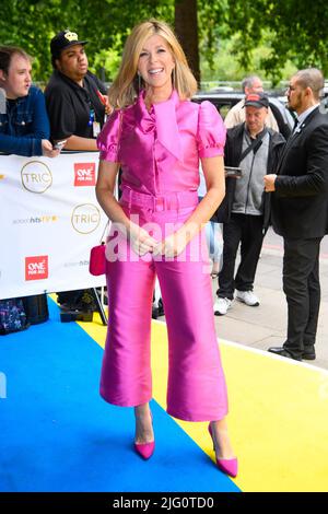 Londres, Royaume-Uni. 6 juillet 2022. Kate Garraway arrive pour les prix TRIC 2022 à Grosvenor House, Londres. Date de la photo: Mercredi 6 juillet 2022. Le crédit photo devrait se lire: Matt Crossick/Empics/Alamy Live News Banque D'Images