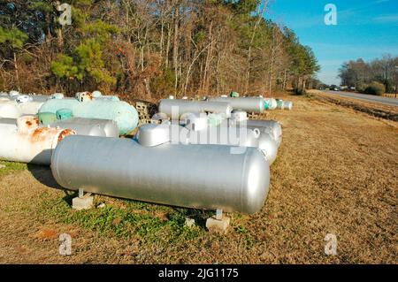 Réservoirs de gaz propane pour louer ou de louer des maisons et des entreprises pour la chaleur et la cuisson Banque D'Images