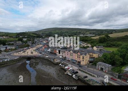 Ville de Bantry dans le sud-ouest du comté de Cork, Irlande vue aérienne de drone Banque D'Images