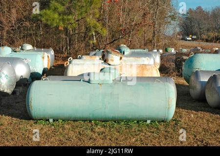 Réservoirs de gaz propane pour louer ou de louer des maisons et des entreprises pour la chaleur et la cuisson Banque D'Images