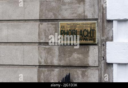 Le signe pour un Phoblacht, le magazine de nouvelles républicain irlandais en dehors de leurs bureaux à Parnell Square, Dublin, Irlande. Banque D'Images