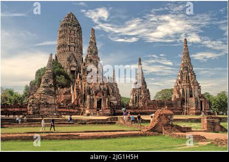 Wat Chaiwatthanaram - temple bouddhiste dans le parc historique de la ville d'Ayutthaya, Thaïlande. Banque D'Images