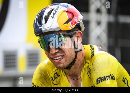 Calais, France, France. 6th juillet 2022. Wout VAN AERT (Belgique) de l'équipe Jumbo-Visma pendant le Tour de France 2022, course cycliste Stage 5, Lille Métropole à Arenberg porte du Hainaut (157 km) sur 6 juillet 2022 à Wallers, France. (Image de crédit : © Matthieu Mirville/ZUMA Press Wire) Banque D'Images