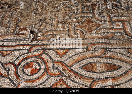 Sol en mosaïque parmi les ruines de la ville autrefois grande d'Éphèse en Turquie Banque D'Images