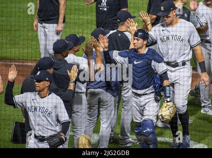 Pittsburgh, États-Unis. 07th juillet 2022. Les New York Yankees célèbrent la victoire de 16-0 contre les pirates de Pittsburgh au parc PNC le mercredi 6 juillet 2022 à Pittsburgh. Photo par Archie Carpenter/UPI crédit: UPI/Alay Live News Banque D'Images