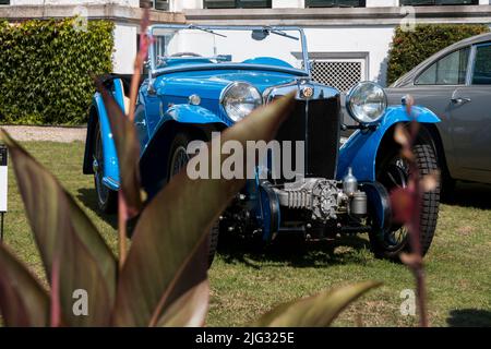 Soestdijk, pays-Bas - 24 AOÛT 2019 : une voiture Bugatti classique d'époque à l'exposition statique du Concours d'élégance Paleis Soestdijk. Banque D'Images