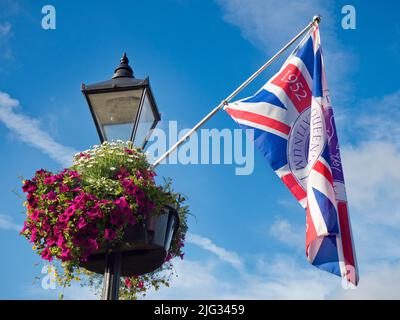 Abingdon prétend être la plus ancienne ville d'Angleterre. Ici, nous sommes sur son pont médiéval au-dessus de la Tamise, en regardant vers le nord vers le musée Abingdon et le to Banque D'Images