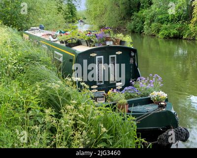 Le puttering autour sur les bateaux de ménage est une tradition typiquement anglaise de loisirs. Les cours d'eau, canaux, cours d'eau et rivières d'Oxford sont une source de nombreux tr Banque D'Images