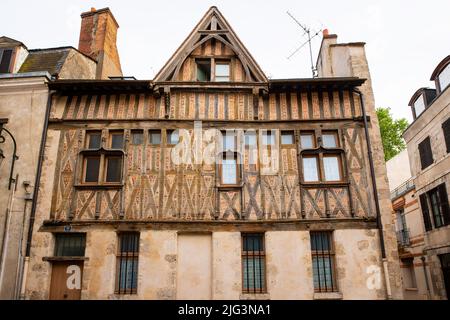 Maison traditionnelle, vieille ville d'Orléans, région Centre-Val de Loire ; France Banque D'Images