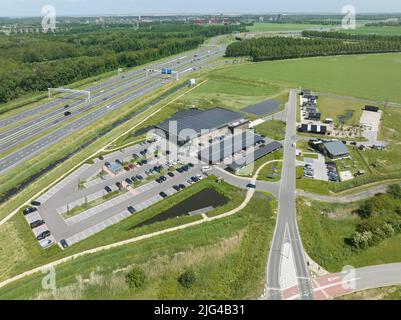 Almere Oosterwold, 11th juin 2022, pays-Bas. Lidl Energy et CO2 supermarchés neutres construits avec des matériaux durables et circulaires. Zéro Banque D'Images