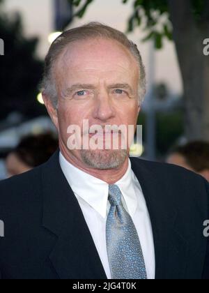 07 août 2001 ; Los Angeles, CA, États-Unis ; Acteur JAMES CAAN @ la première de la 'The Others.'. (Image de crédit : Lisa O'Connor/ZUMAPRESS.com) Banque D'Images