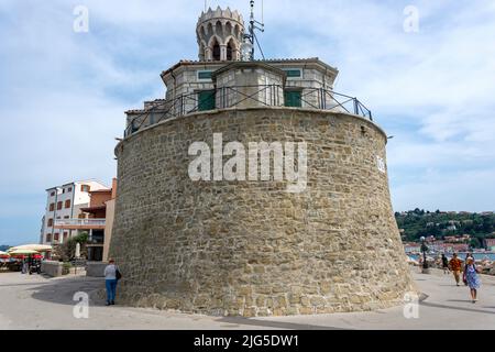 Phare de Punta et église de St Clément, Piranski svetilnik, Piran (Pirano), slovène Istrie, Slovénie Banque D'Images