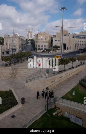 Extérieur de la porte de Jaffa Touring la passerelle des remparts de la vieille ville de Jérusalem Banque D'Images