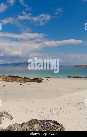 Plage de sable blanc au nord de l'île d'Iona, dans les Hébrides intérieures Banque D'Images