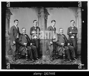 Hayes, président Rutherford B. et deux fils, entre 1865 et 1880. [Hayes avec ses deux fils plus âgés: Webb Cook Hayes et Birchard Austin Hayes]. Banque D'Images