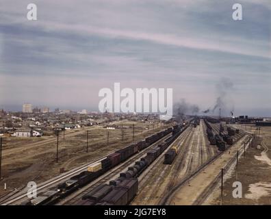 Vue générale de la ville et de l'Atchison, Topeka et Santa Fe Railroad, Amarillo, Texas. Santa Fe R.R. voyage. Banque D'Images