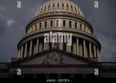 Washington, États-Unis. 08th juillet 2022. Une vue générale du bâtiment du Capitole des États-Unis à Washington, DC, vendredi, 8 juillet 2022. (Graeme Sloan/Sipa USA) Credit: SIPA USA/Alay Live News Banque D'Images