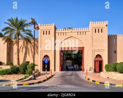 Colonades dans le souk historique de Nizwa, Oman. Banque D'Images