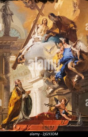 Peinture intitulée "Une vision de la Trinité apparaissant au Pape Saint Clément" par l'artiste italien Giovanni Domenico Tiepolo daté de 1735 Banque D'Images