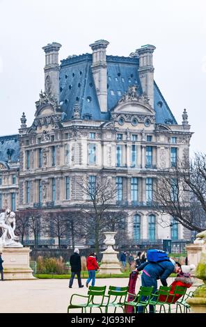 Près du Grand bassin rond au jardin des Tuileries, Paris, France Banque D'Images