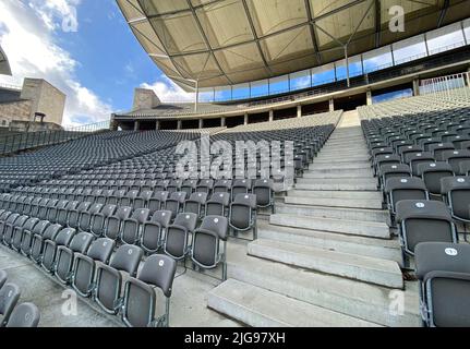 Sièges au stade olympique, Berlin, Allemagne Banque D'Images